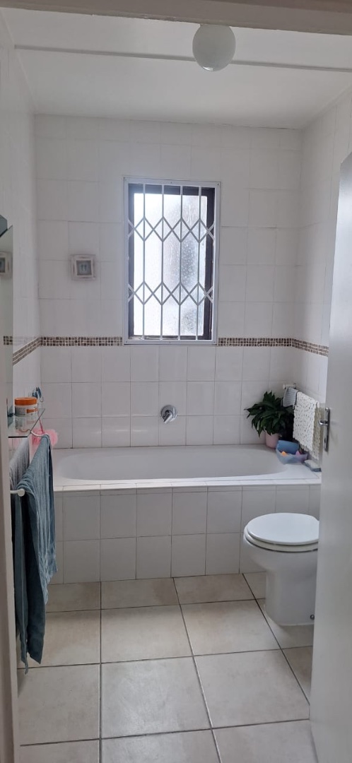 4 Bedroom Property for Sale in Cambridge Eastern Cape